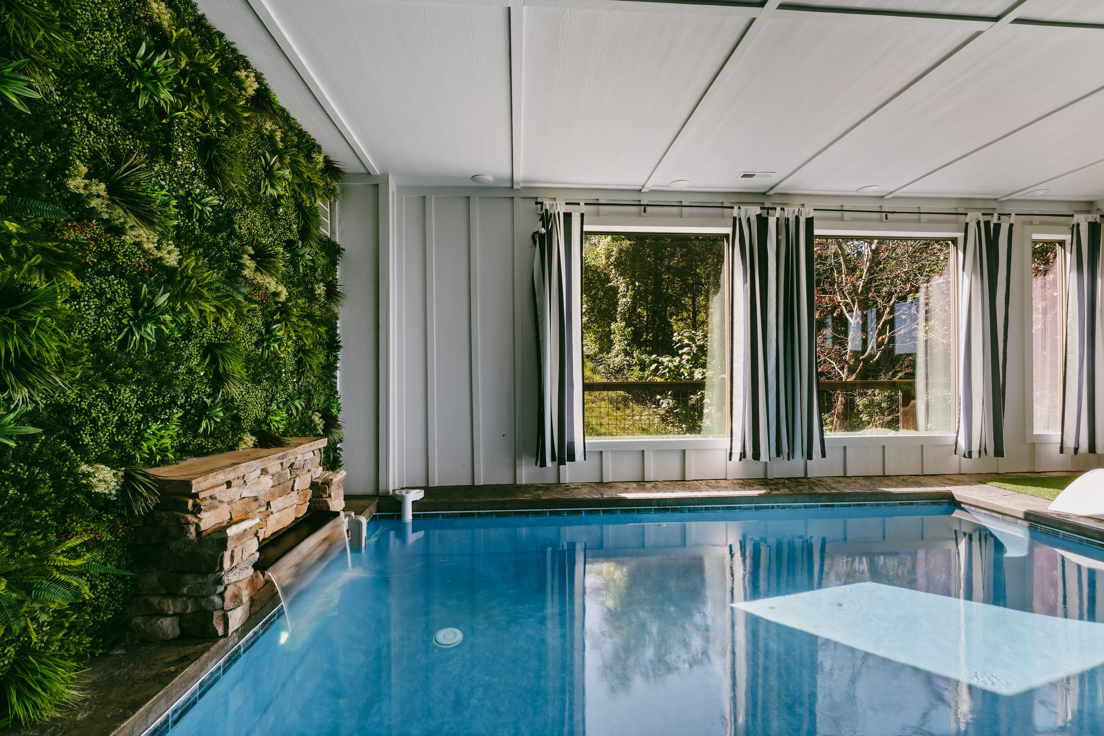 Spas & Pools